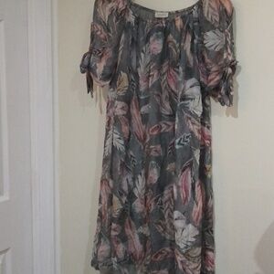 E4 Bellambia S viscose/silk feather print dress with ties at sleeve ends